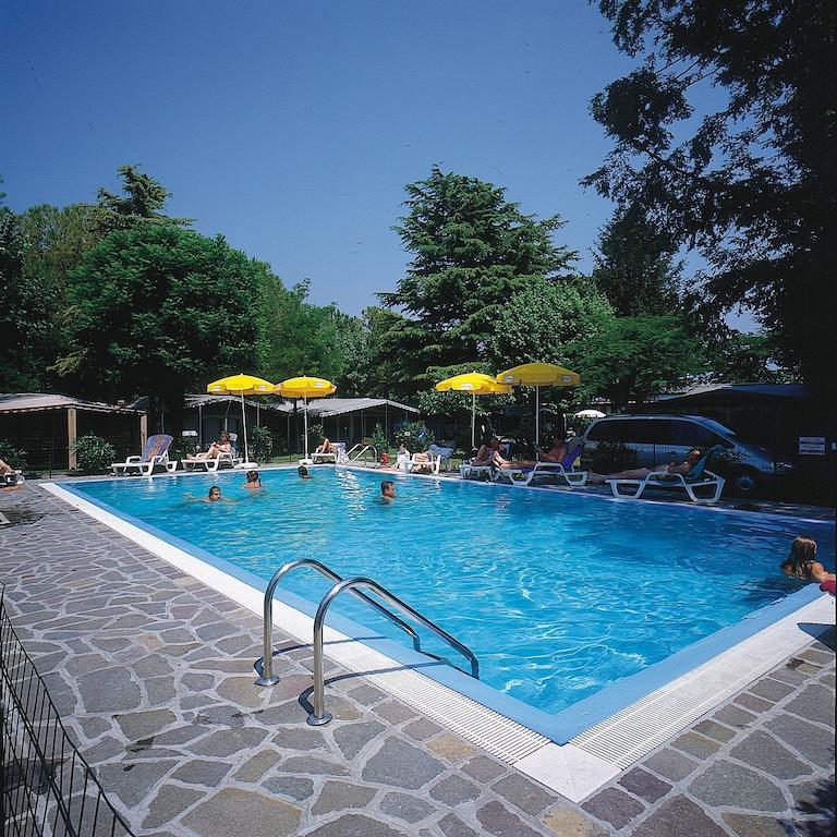 Camping Garden Tourist Manerba del Garda Exterior photo